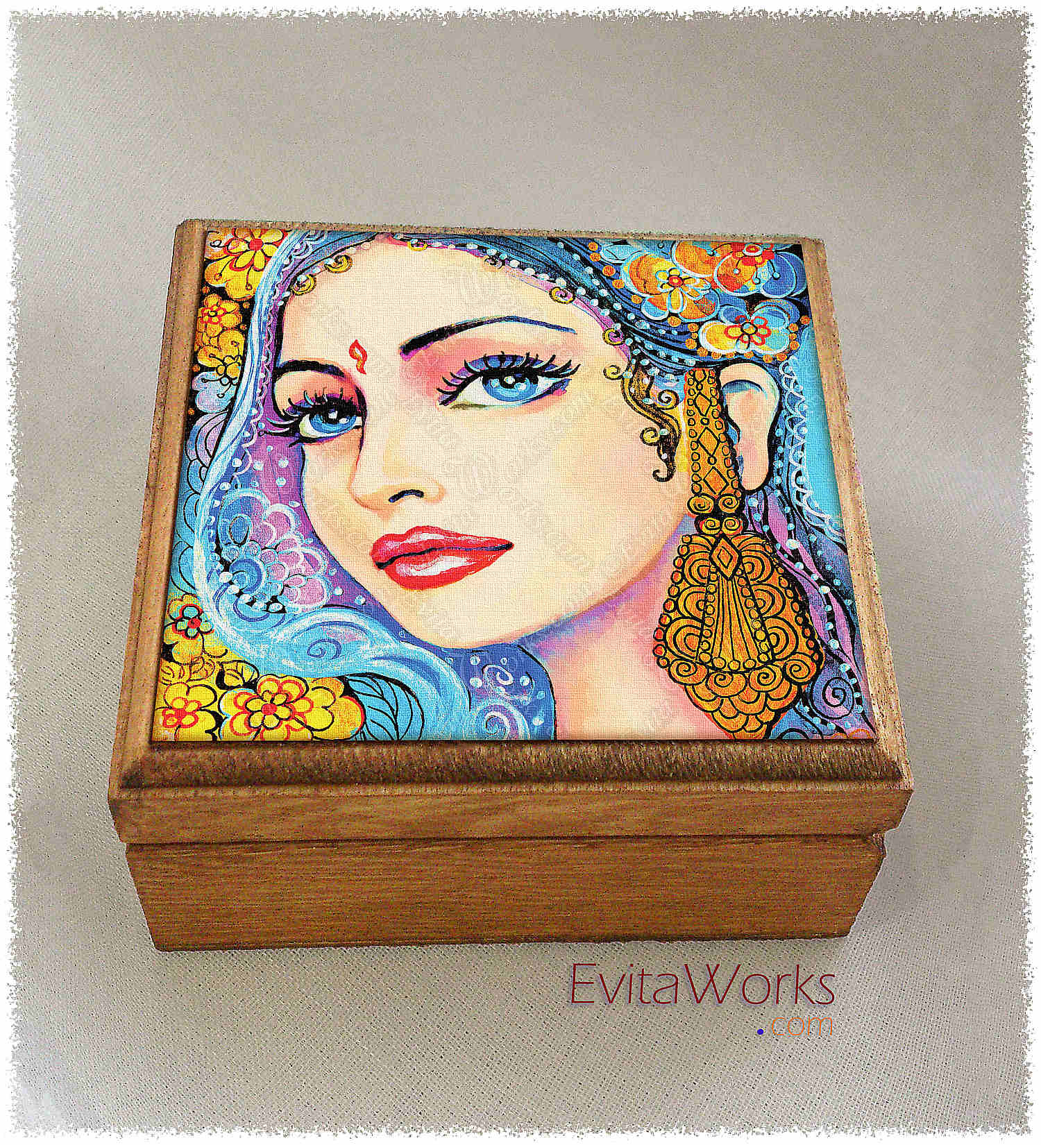 oa east woman 18 bxs ~ EvitaWorks